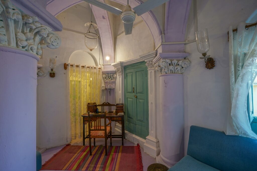 Sorthamba Suite