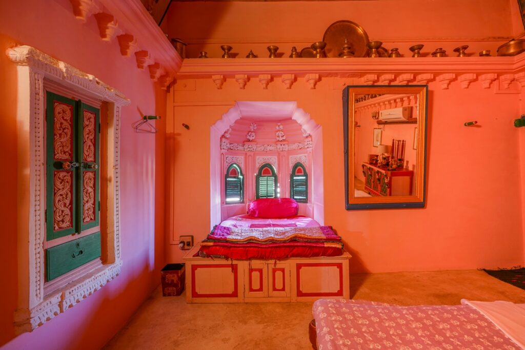 Gulabi Medi